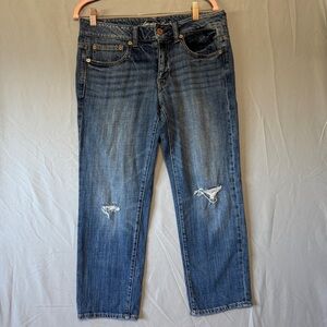 American Eagle Womens Boy Fit Jeans Size 6 Distressed Everyday Normcore Capsule